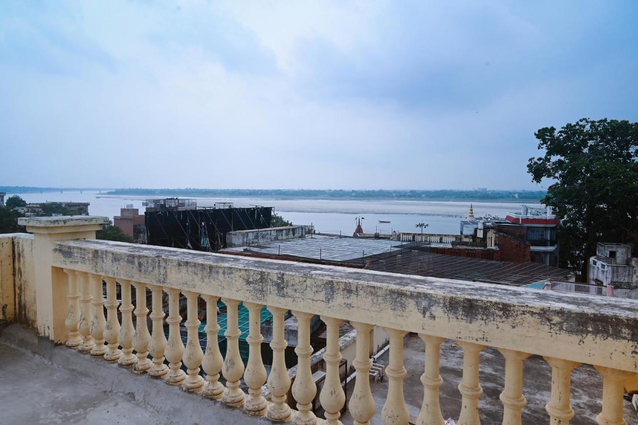 Ganga Darshanam Guesthouse At Dashashwamedh Ghat Waranasi Zewnętrze zdjęcie